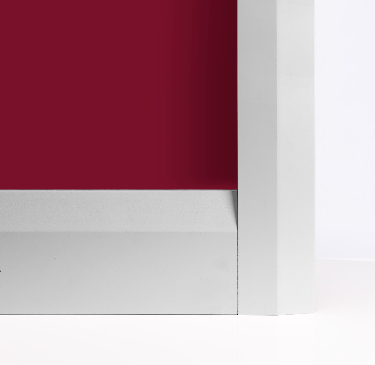 Deanta White Primed Half Splayed Skirting FSC